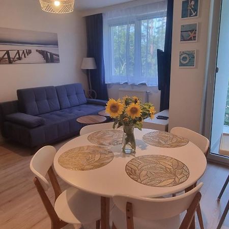 Apartament Osiem Gwiazdek Dziwnówek Esterno foto
