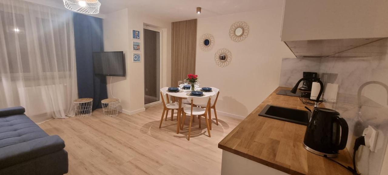 Apartament Osiem Gwiazdek Dziwnówek Esterno foto