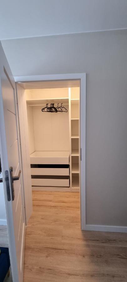 Apartament Osiem Gwiazdek Dziwnówek Esterno foto