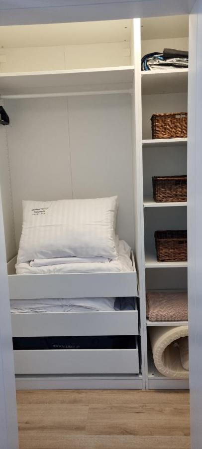 Apartament Osiem Gwiazdek Dziwnówek Esterno foto